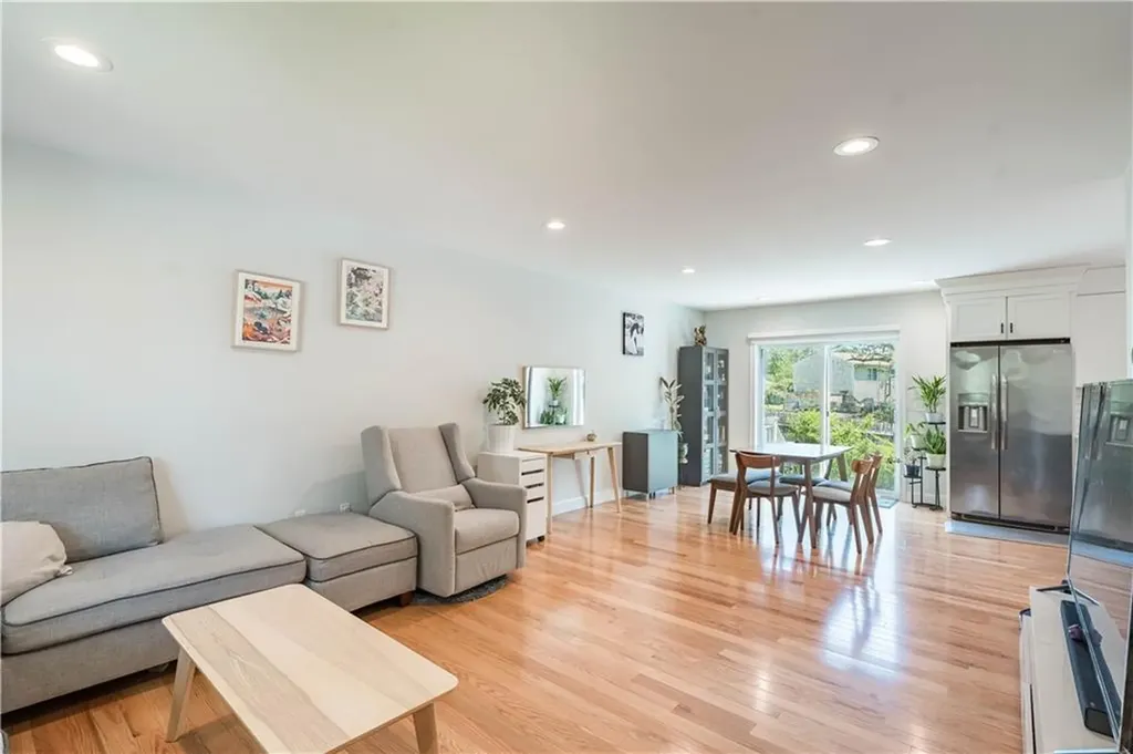 100 East View Avenue Cranston RI 02920