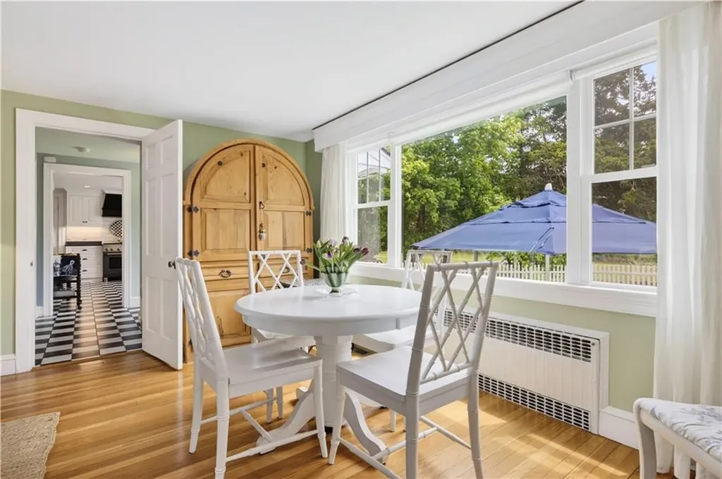 229 Shore Road Westerly RI 02891