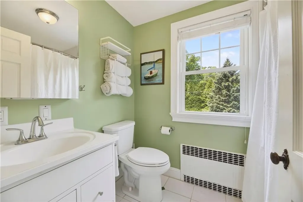 229 Shore Road Westerly RI 02891
