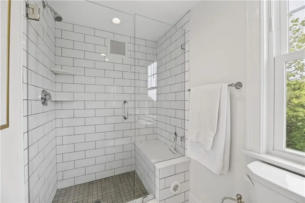 229 Shore Road Westerly RI 02891