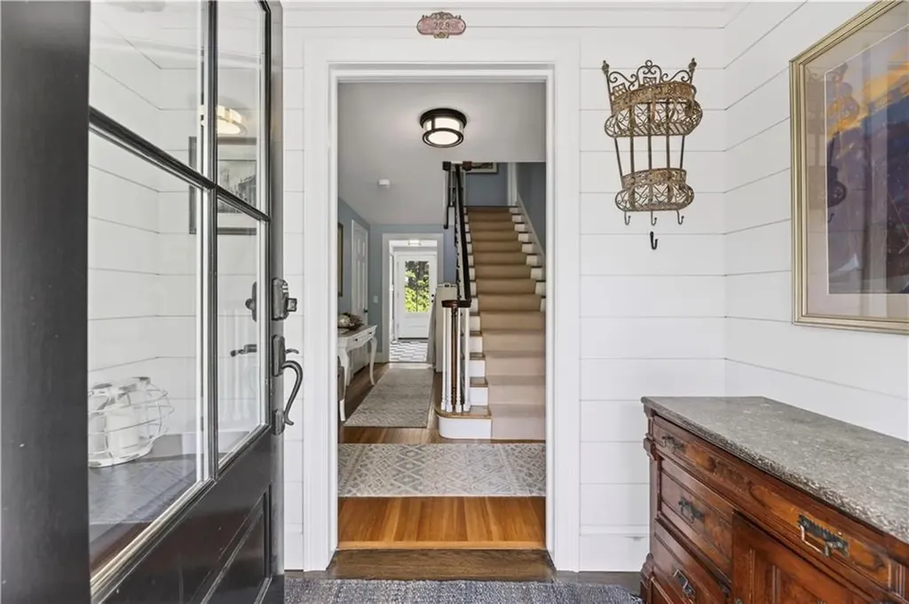 229 Shore Road Westerly RI 02891