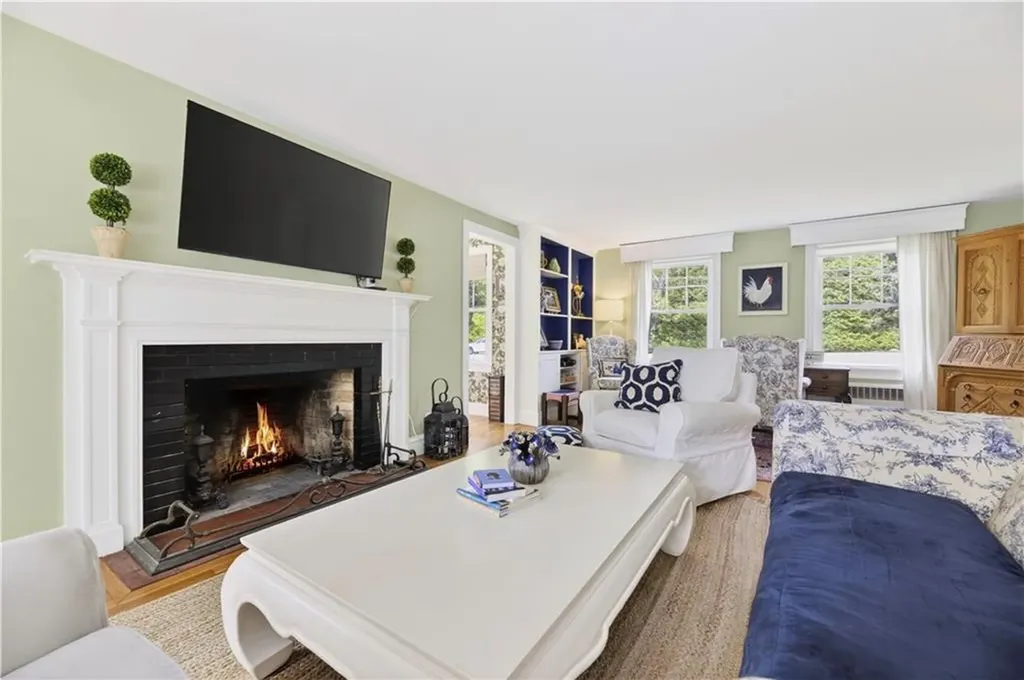 229 Shore Road Westerly RI 02891