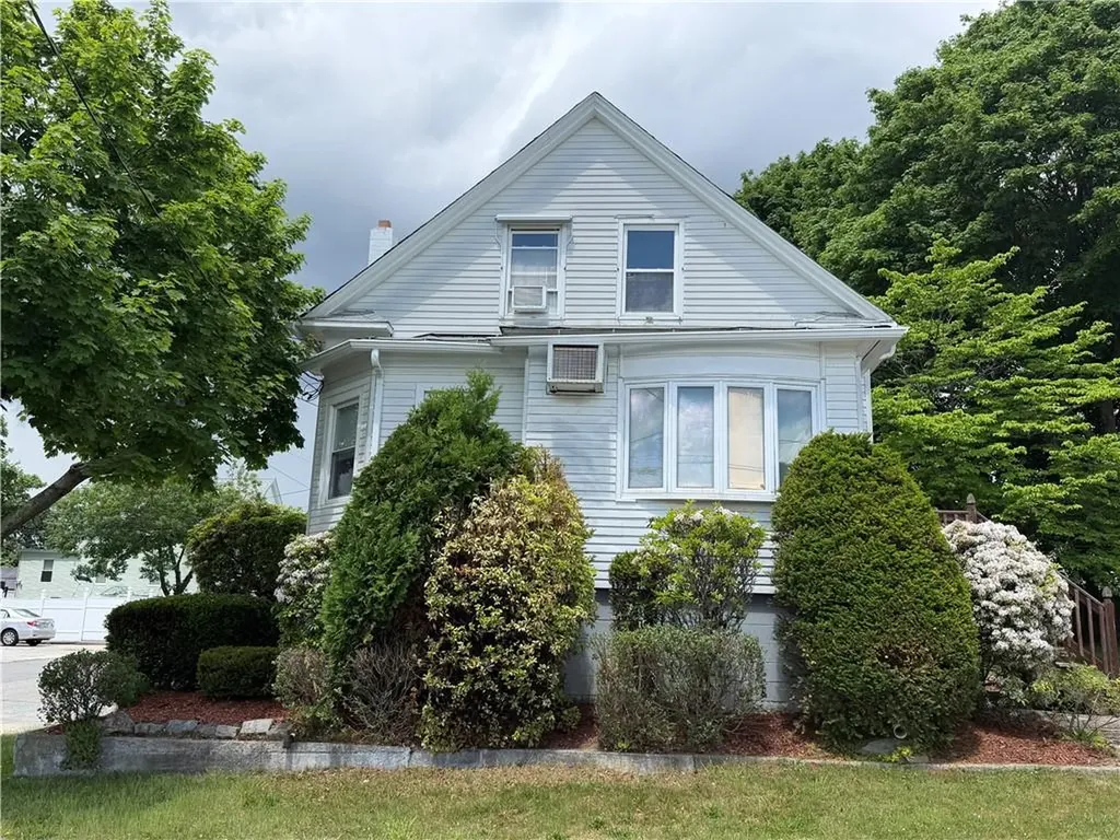 123 Oxford Street Cranston RI 02920
