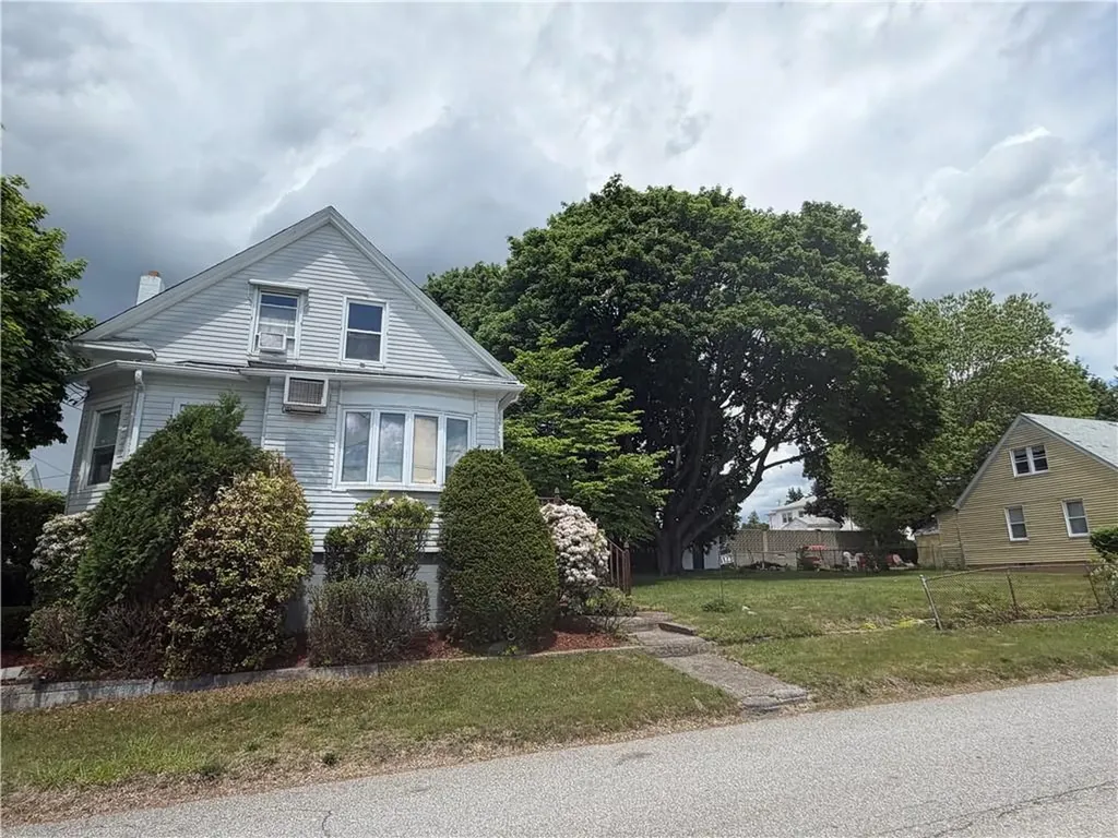 123 Oxford Street Cranston RI 02920