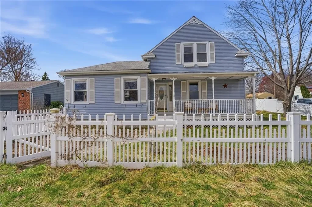 77 Majestic Avenue Warwick RI 02888