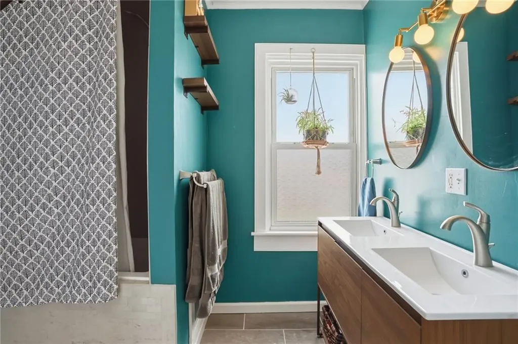 77 Majestic Avenue Warwick RI 02888
