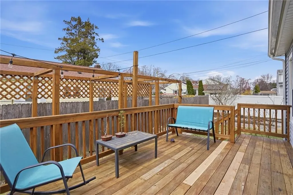 77 Majestic Avenue Warwick RI 02888