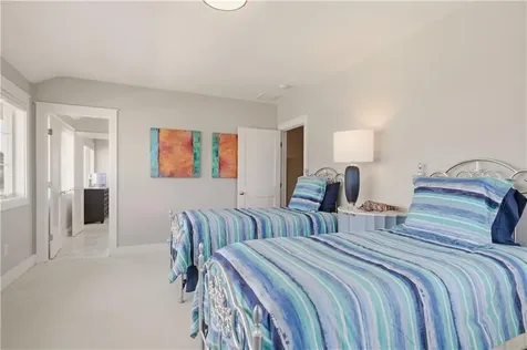 165 Newport Harbor Drive Portsmouth RI 02871