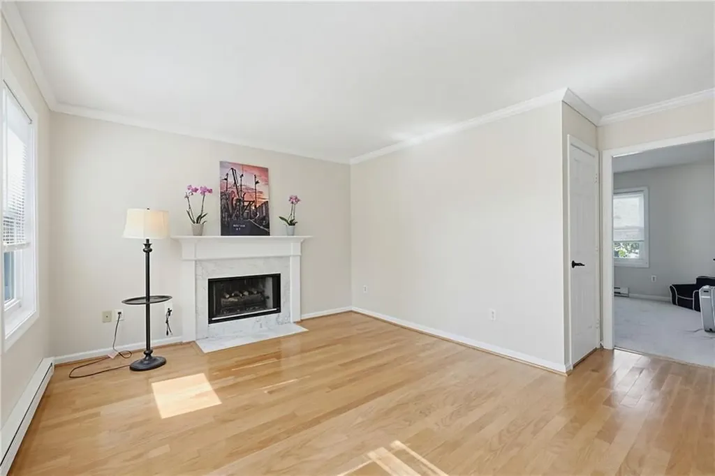 1 Willow Glen Circle Warwick RI 02889