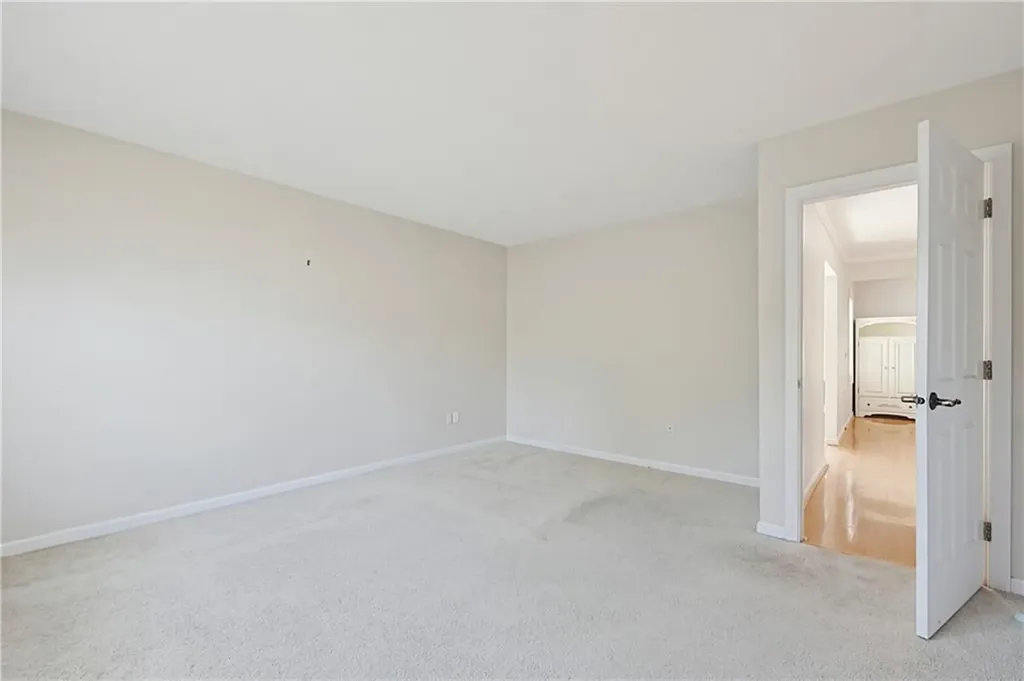 1 Willow Glen Circle Warwick RI 02889