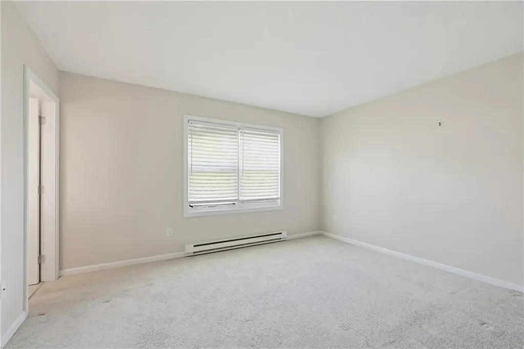 1 Willow Glen Circle Warwick RI 02889