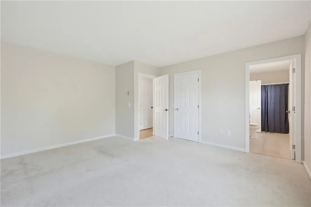 1 Willow Glen Circle Warwick RI 02889