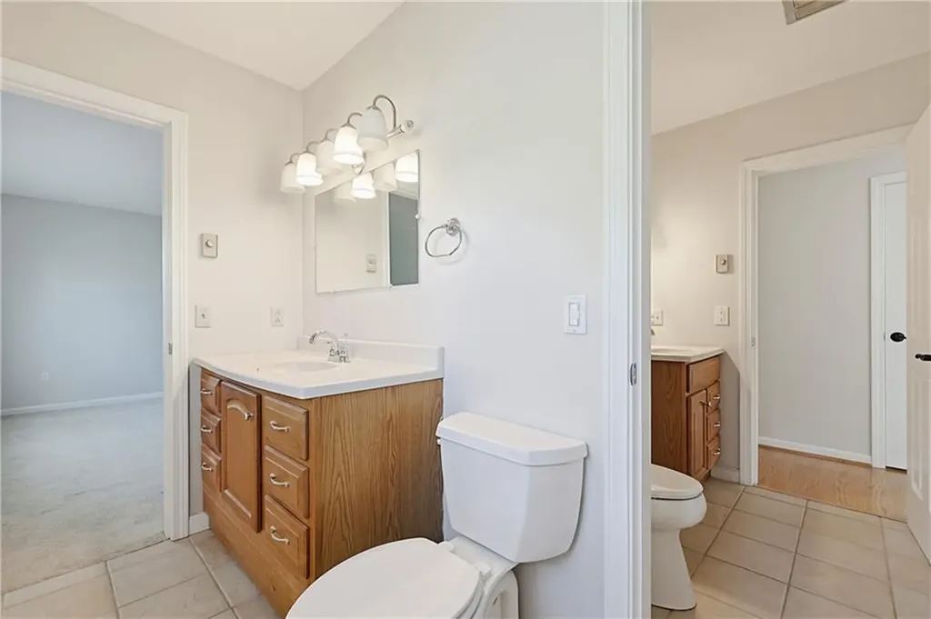1 Willow Glen Circle Warwick RI 02889