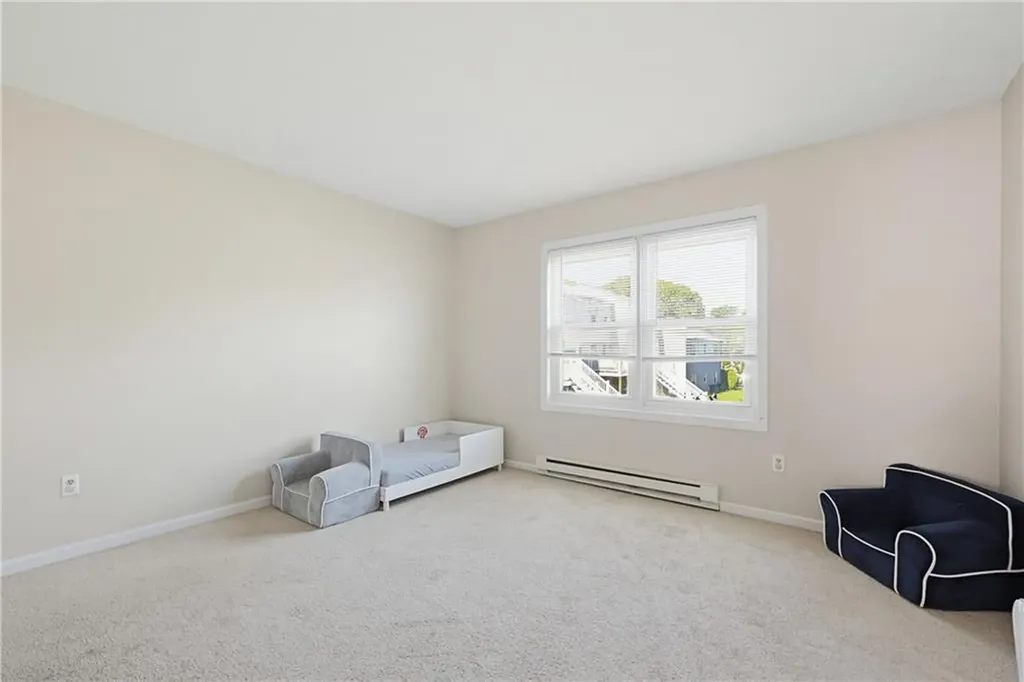 1 Willow Glen Circle Warwick RI 02889