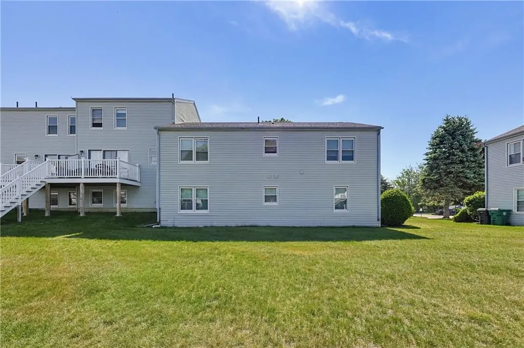 1 Willow Glen Circle Warwick RI 02889