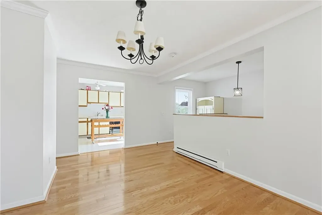 1 Willow Glen Circle Warwick RI 02889