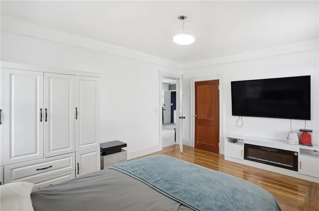 144 Dante Street Providence RI 02908