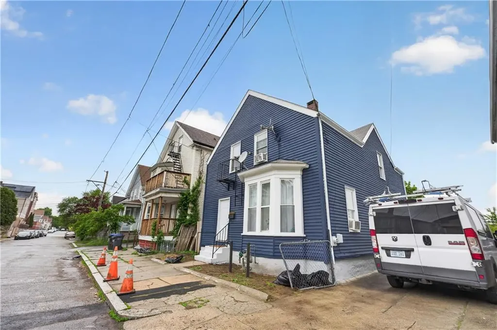 131 Cleveland St Street Providence RI 02909