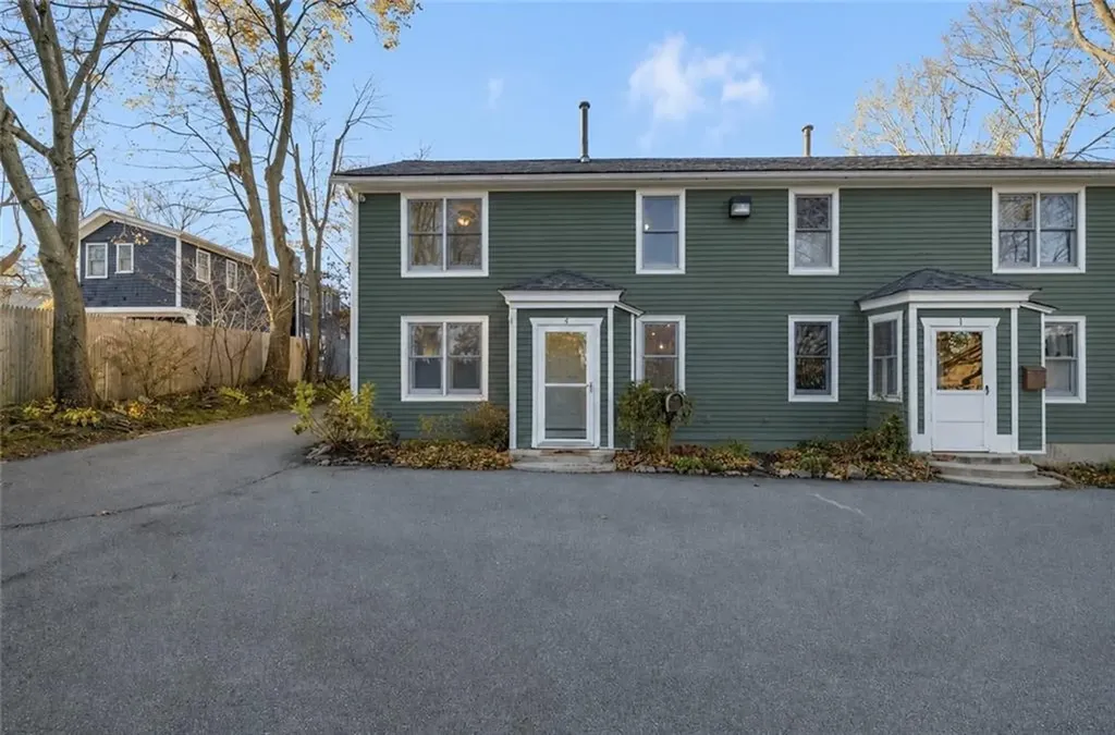 208 Marlborough Street East Greenwich RI 02818