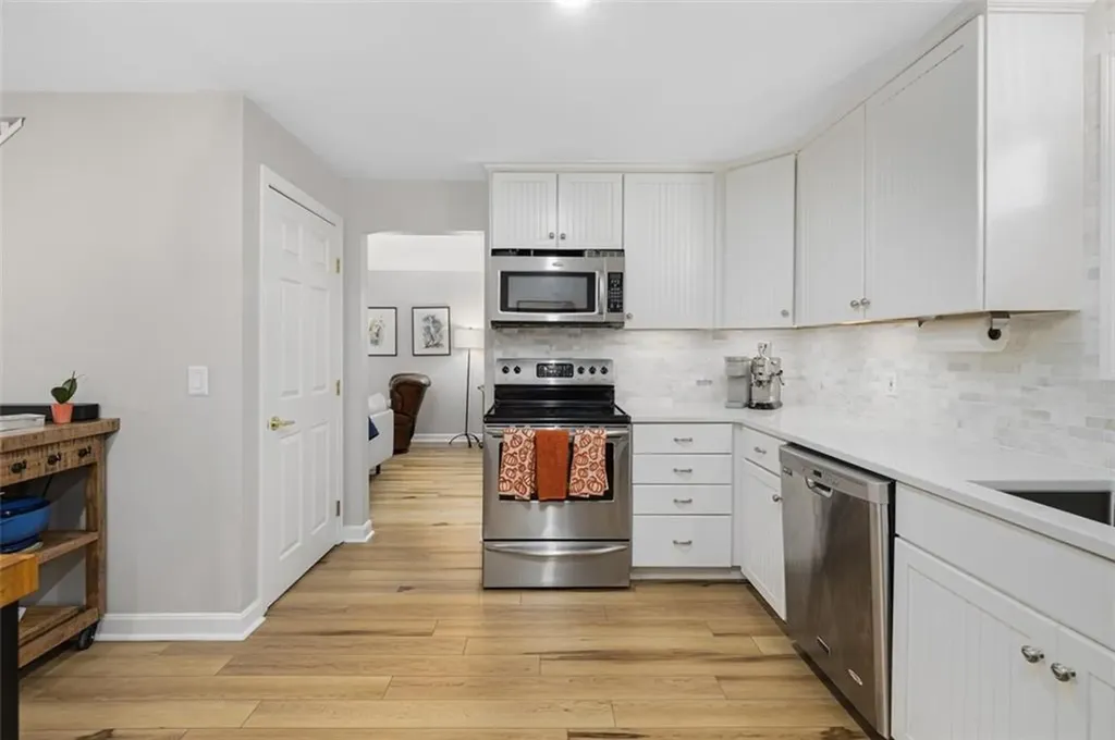 208 Marlborough Street East Greenwich RI 02818