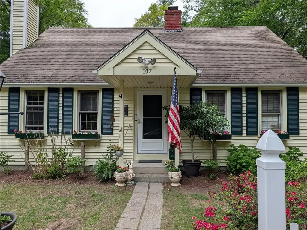 107 Foster Center Road Foster RI 02825