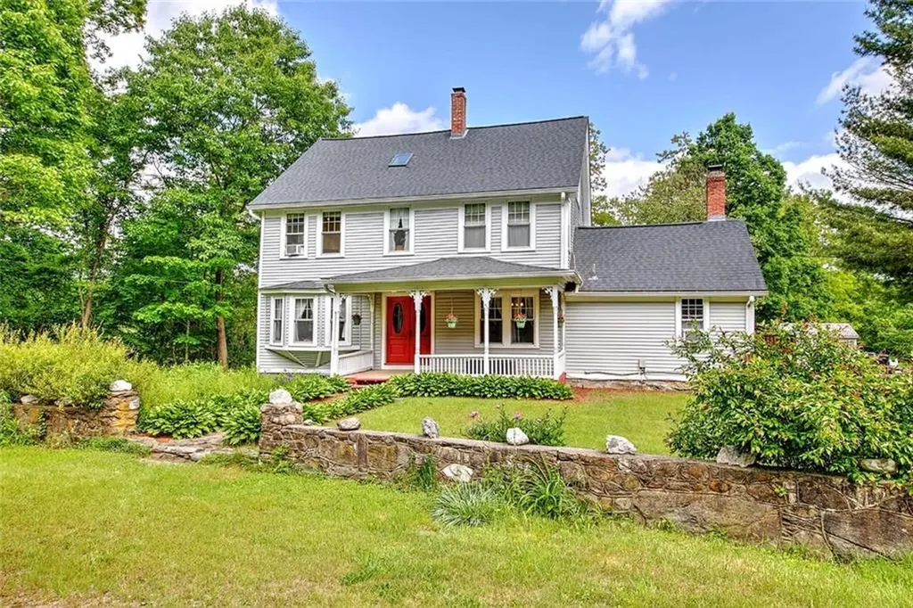 540 Greenville Road North Smithfield RI 02896