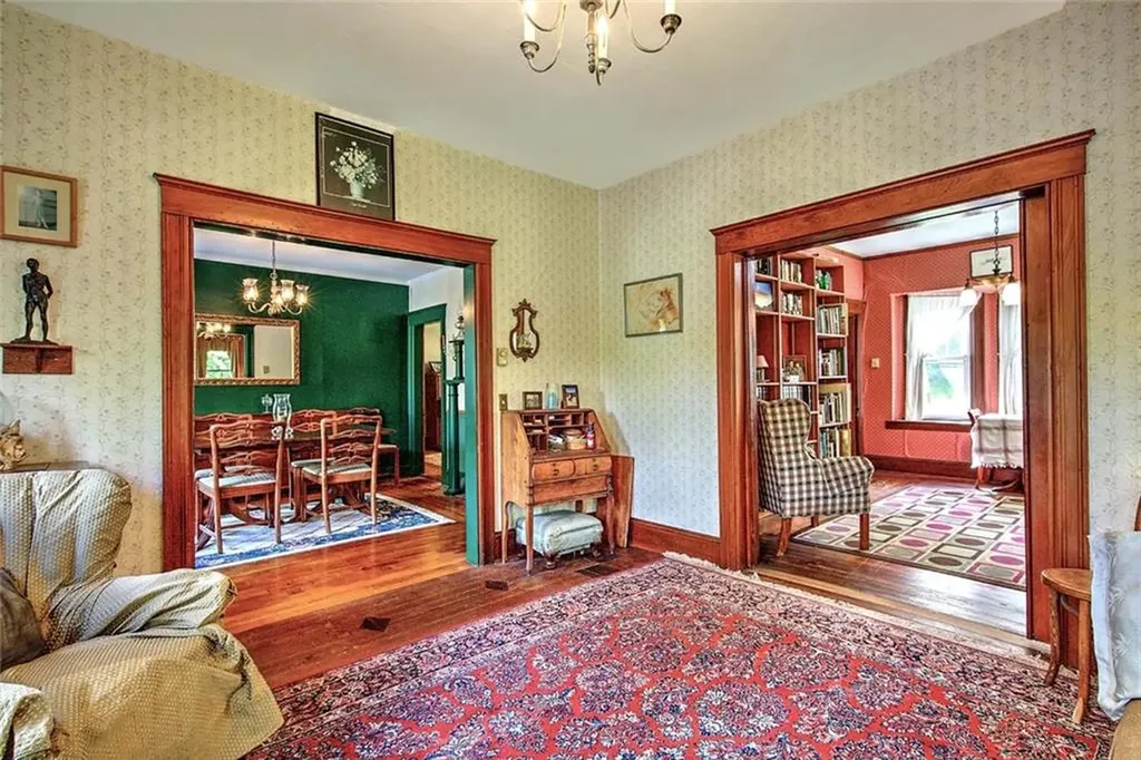 540 Greenville Road North Smithfield RI 02896