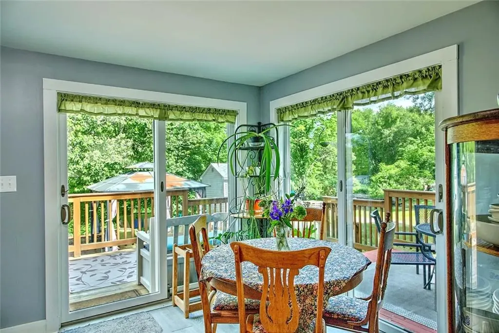 540 Greenville Road North Smithfield RI 02896