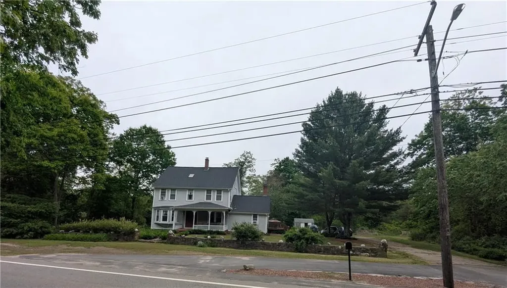 540 Greenville Road North Smithfield RI 02896