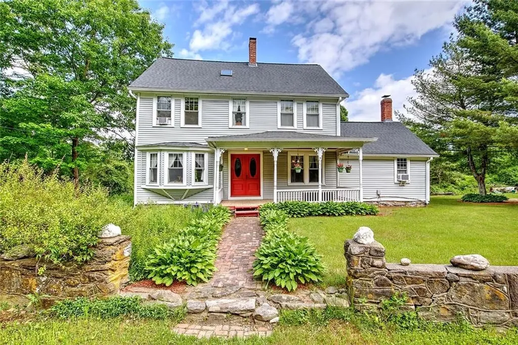 540 Greenville Road North Smithfield RI 02896