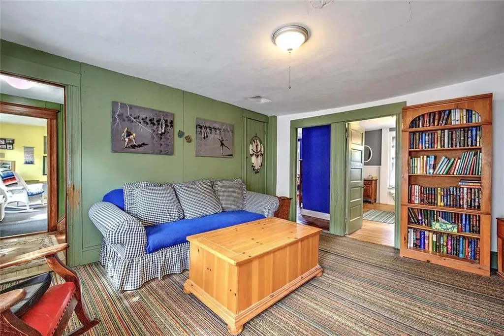 540 Greenville Road North Smithfield RI 02896