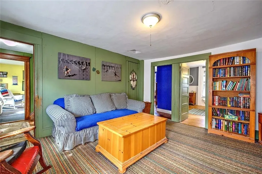540 Greenville Road North Smithfield RI 02896