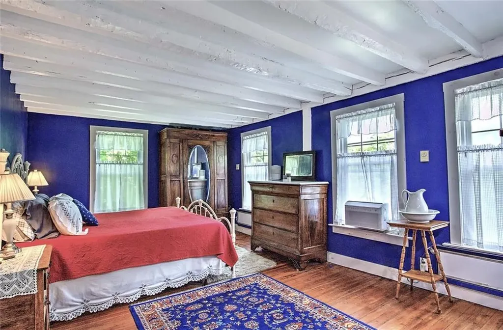 540 Greenville Road North Smithfield RI 02896