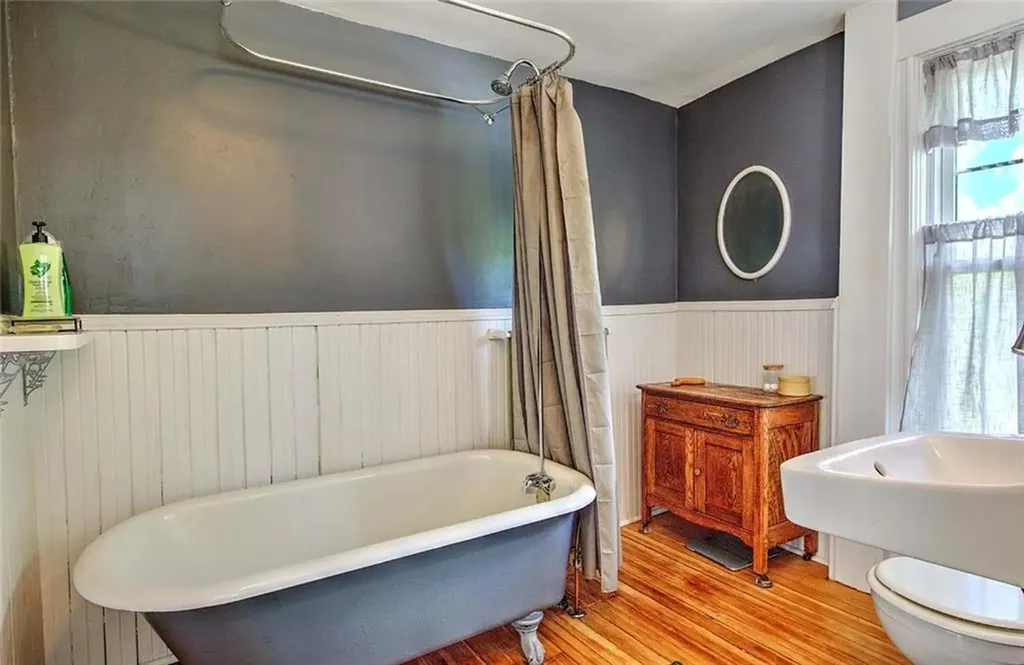 540 Greenville Road North Smithfield RI 02896