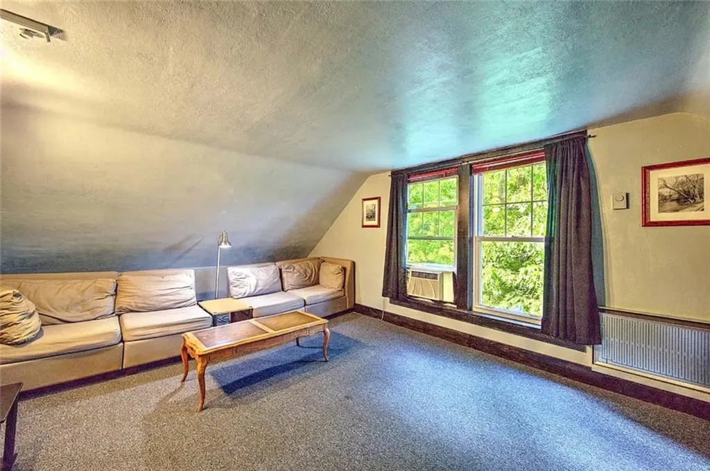 540 Greenville Road North Smithfield RI 02896