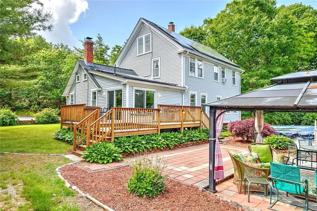 540 Greenville Road North Smithfield RI 02896