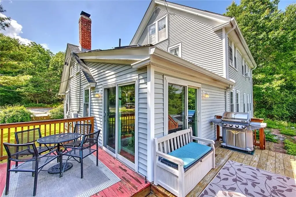 540 Greenville Road North Smithfield RI 02896