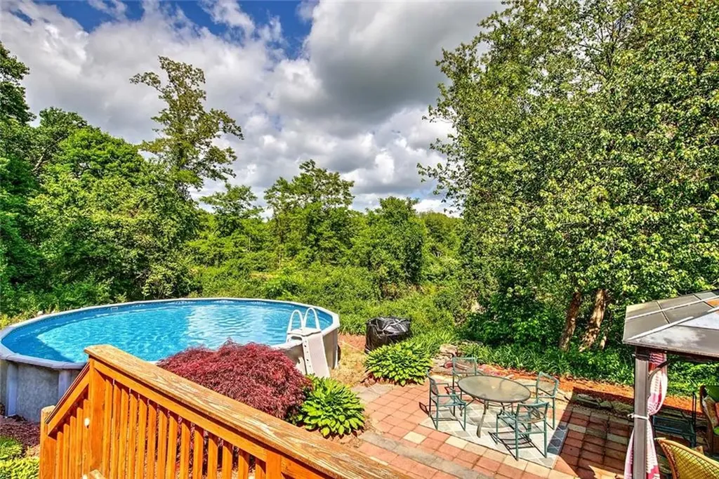 540 Greenville Road North Smithfield RI 02896