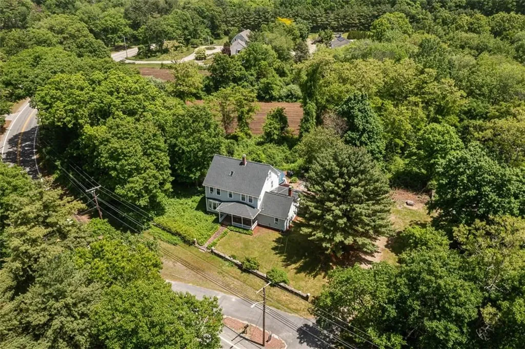 540 Greenville Road North Smithfield RI 02896