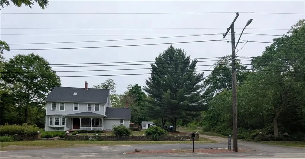 540 Greenville Road North Smithfield RI 02896