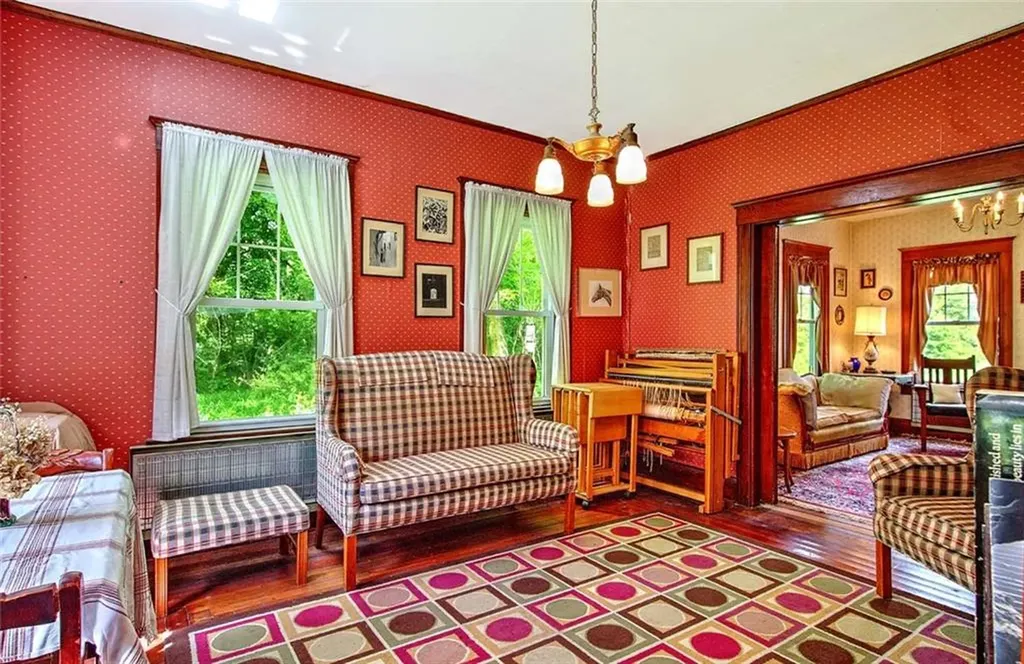 540 Greenville Road North Smithfield RI 02896
