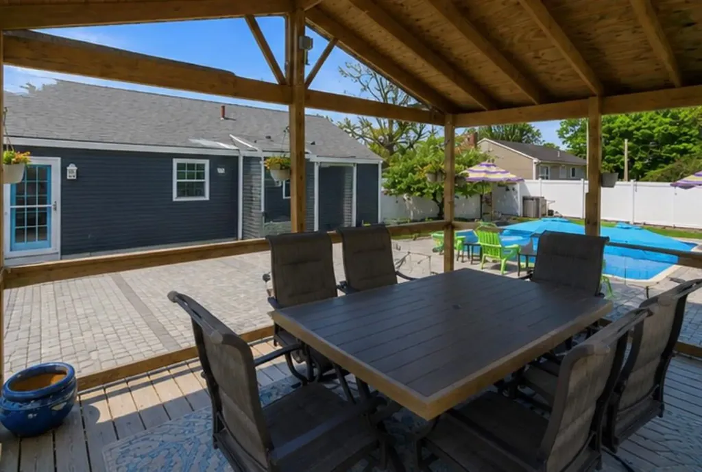 3811 Mendon Road Cumberland RI 02864