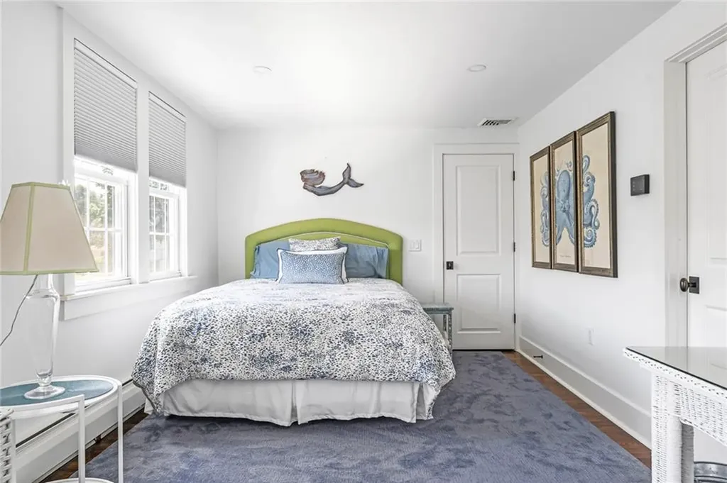 5 Pasadena Avenue Westerly RI 02891