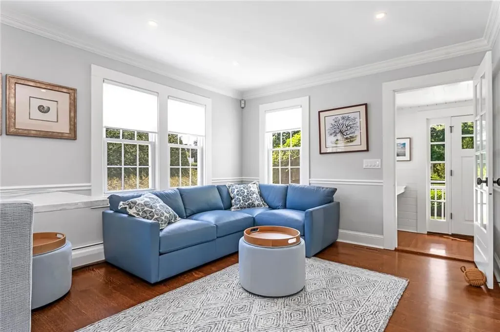 5 Pasadena Avenue Westerly RI 02891