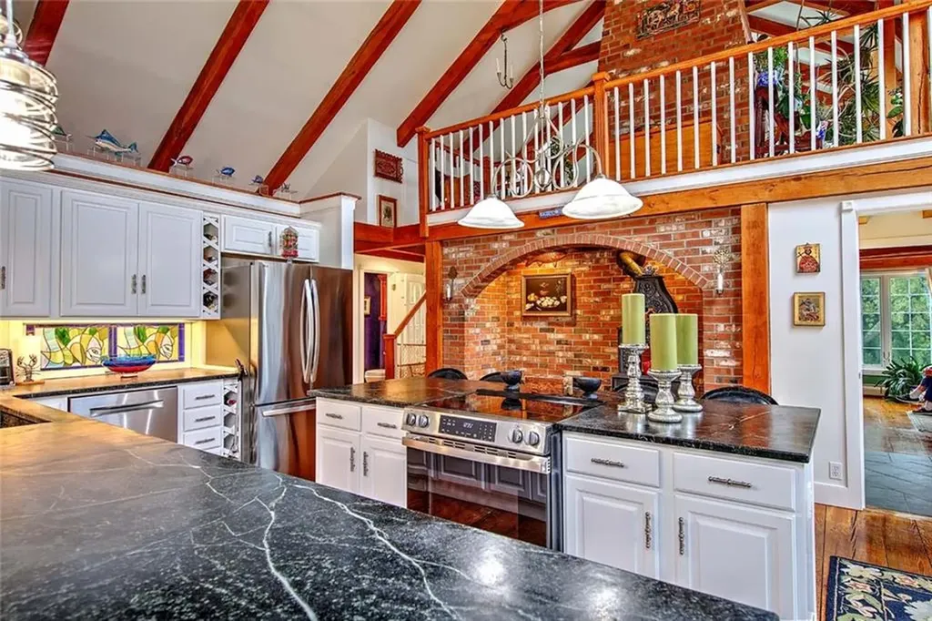 75 Macomber Lane Portsmouth RI 02871