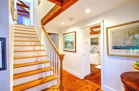 75 Macomber Lane Portsmouth RI 02871