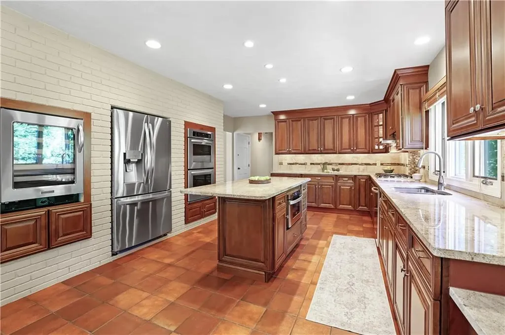 82 Mountain Laurel Drive Cranston RI 02920