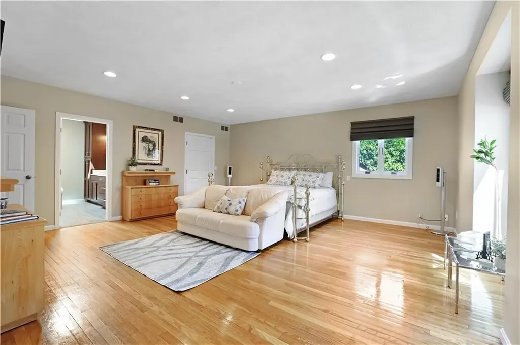 82 Mountain Laurel Drive Cranston RI 02920