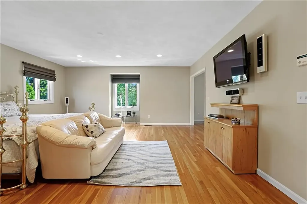 82 Mountain Laurel Drive Cranston RI 02920