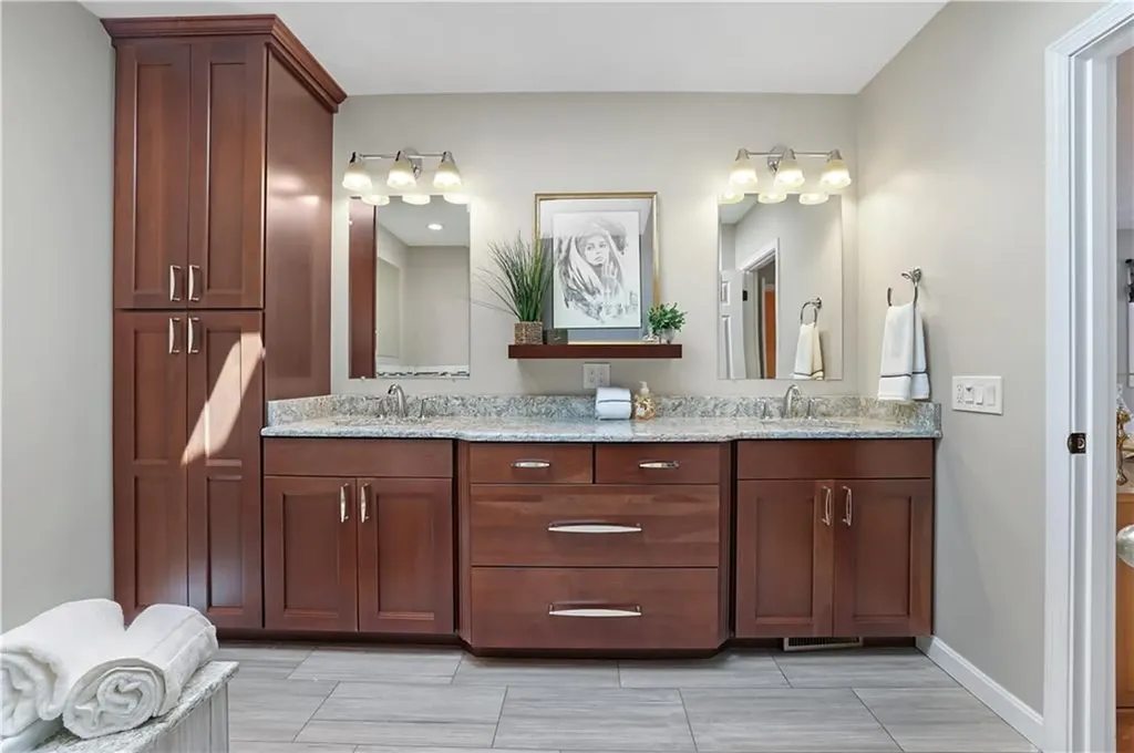 82 Mountain Laurel Drive Cranston RI 02920